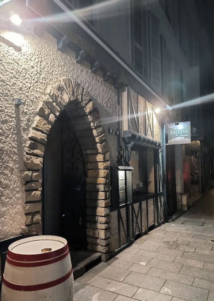 FHENIXE_Au Dali Pau_Pau_review