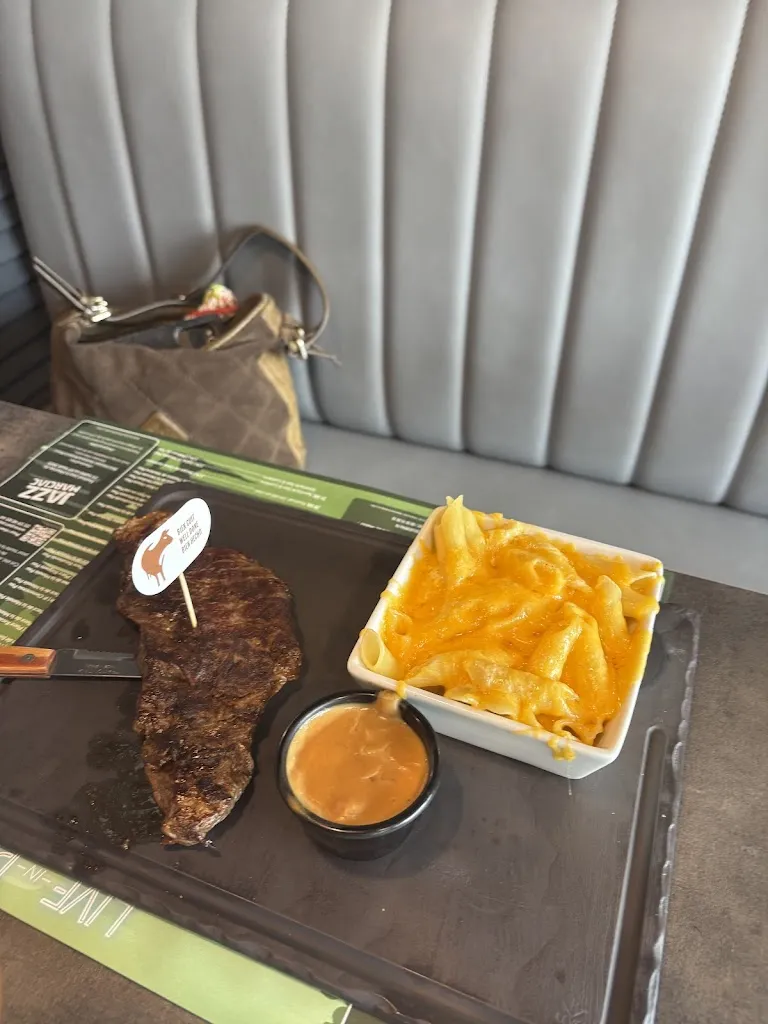 Daniel LALOI_La brasserie_Pau_recensione