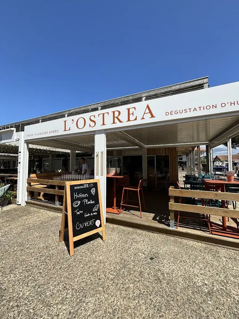 L’Ostrea Biscarrosse restaurant in Biscarrosse