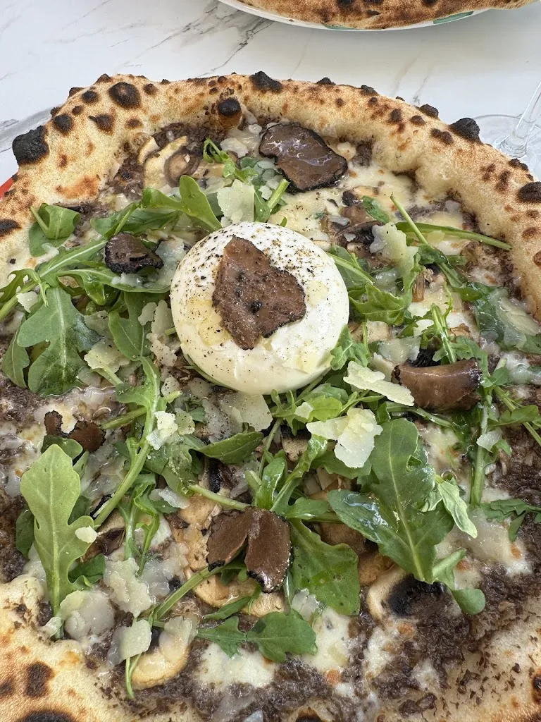 tablerockers we are doing it on tables_AVE GIULIA Biscarrosse_Biscarrosse_review