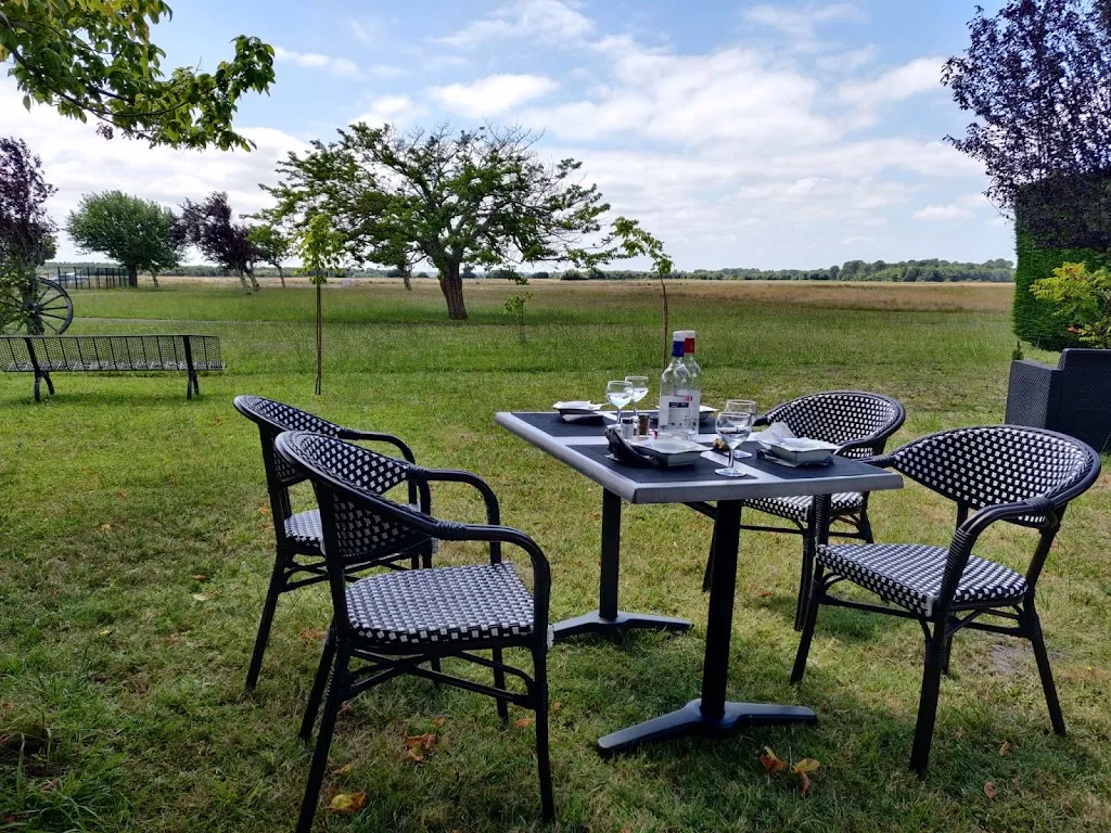 Bistrot de l'Aérodrome_Biscarrosse_slider_image_3