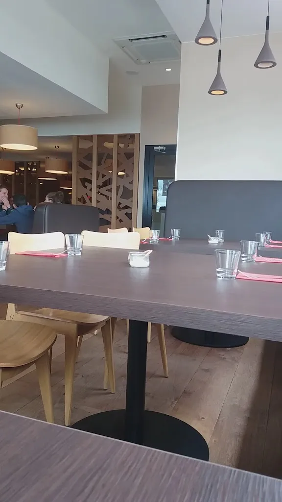 MEUH ! Restaurant Le Vigen_Vigen_slider_image_2