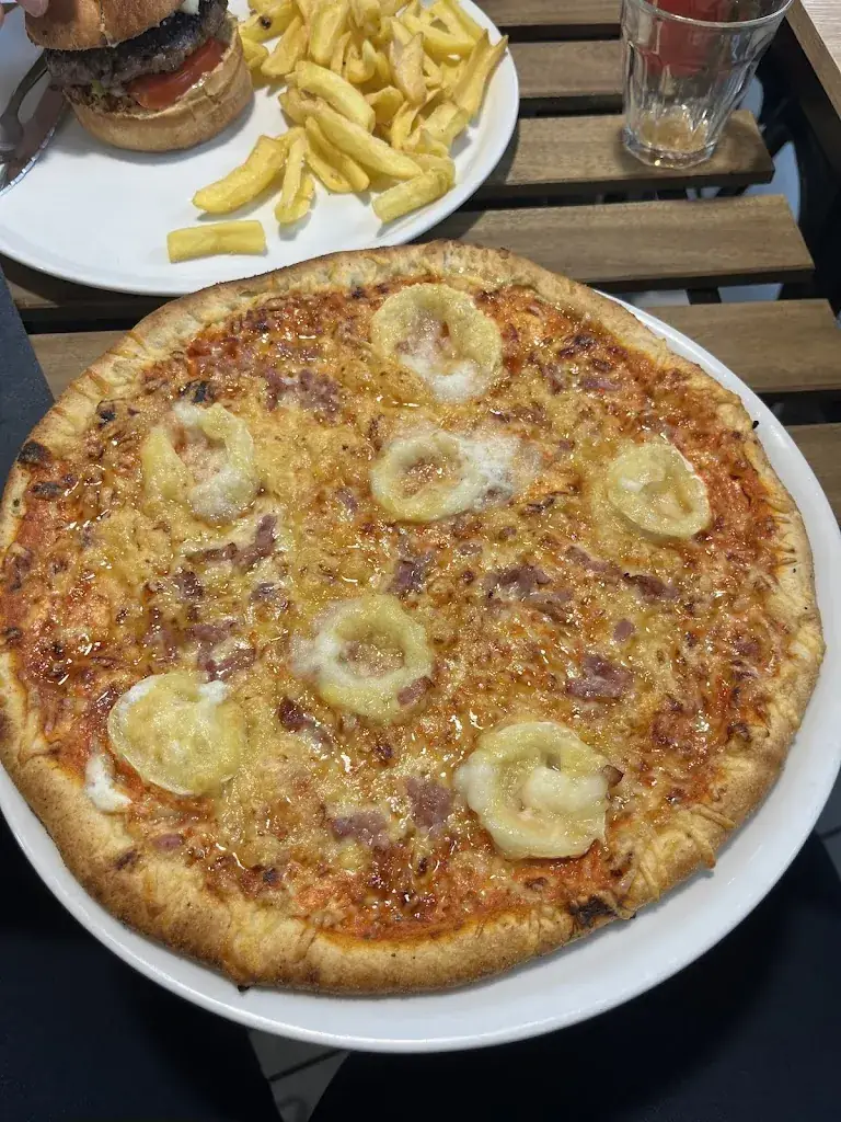 virginie poignet_pizza bonici boisseuil_Boisseuil_review