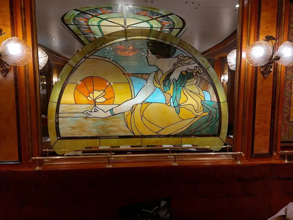 Peter Moss_Le Bouillon Limousin_Limoges_review