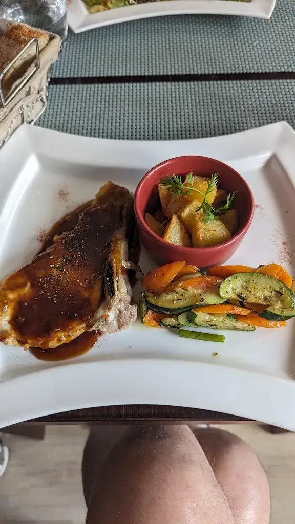 Mike Hess_Le Bouillon Limousin_Limoges_review