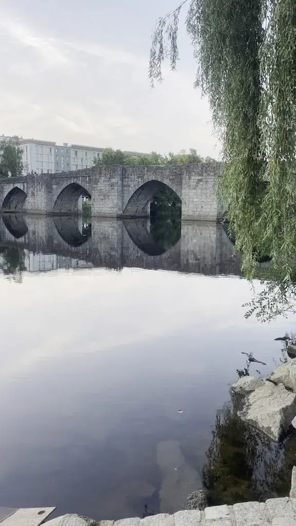 Chongcharoen Sornkaew_Le Pont Saint Etienne_Limoges_review