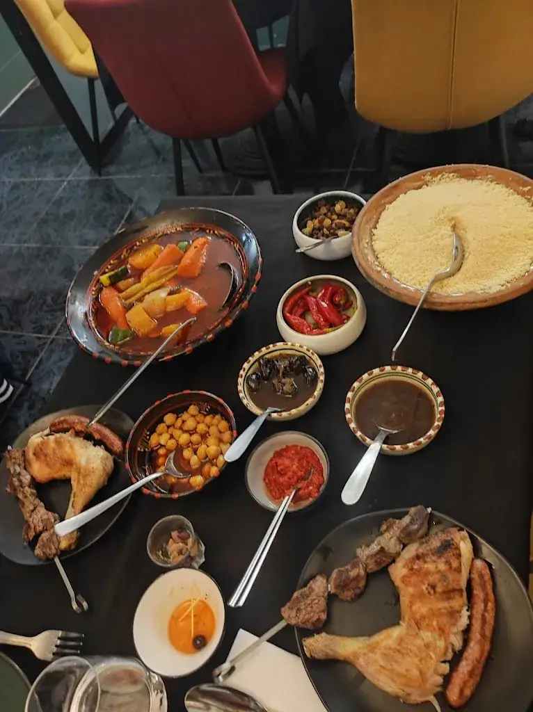 Tatiana Masdupuy_Le Roi du Couscous_Limoges_recensione