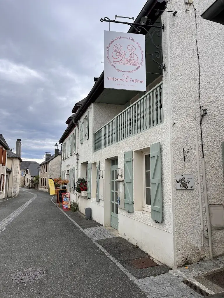 Marcus Woodburn_Chez Victorine & Fatima_Bosdarros_review