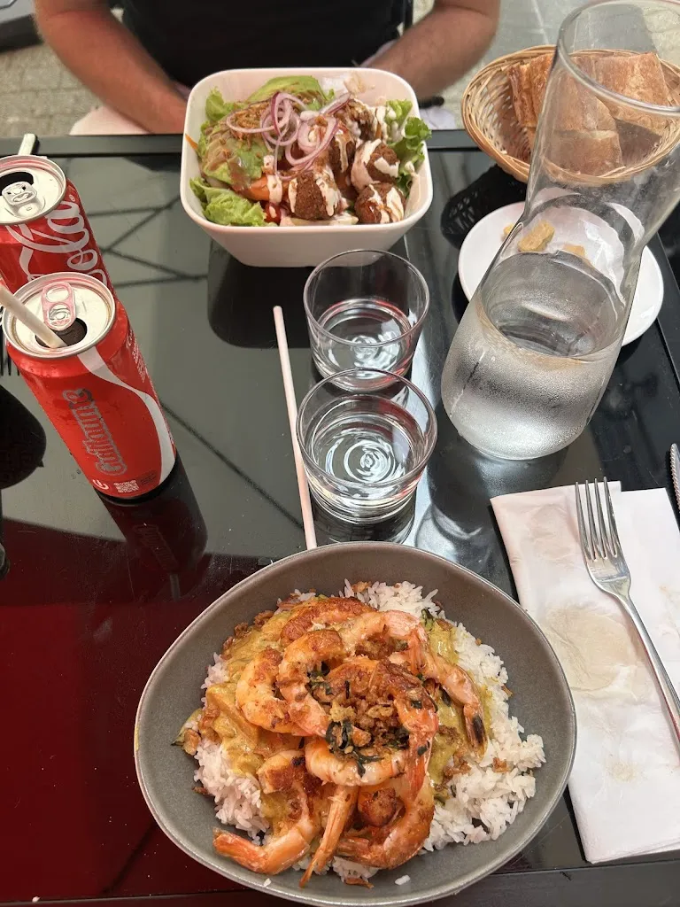 Joana Barata_Chez Yannou_Blaye_review