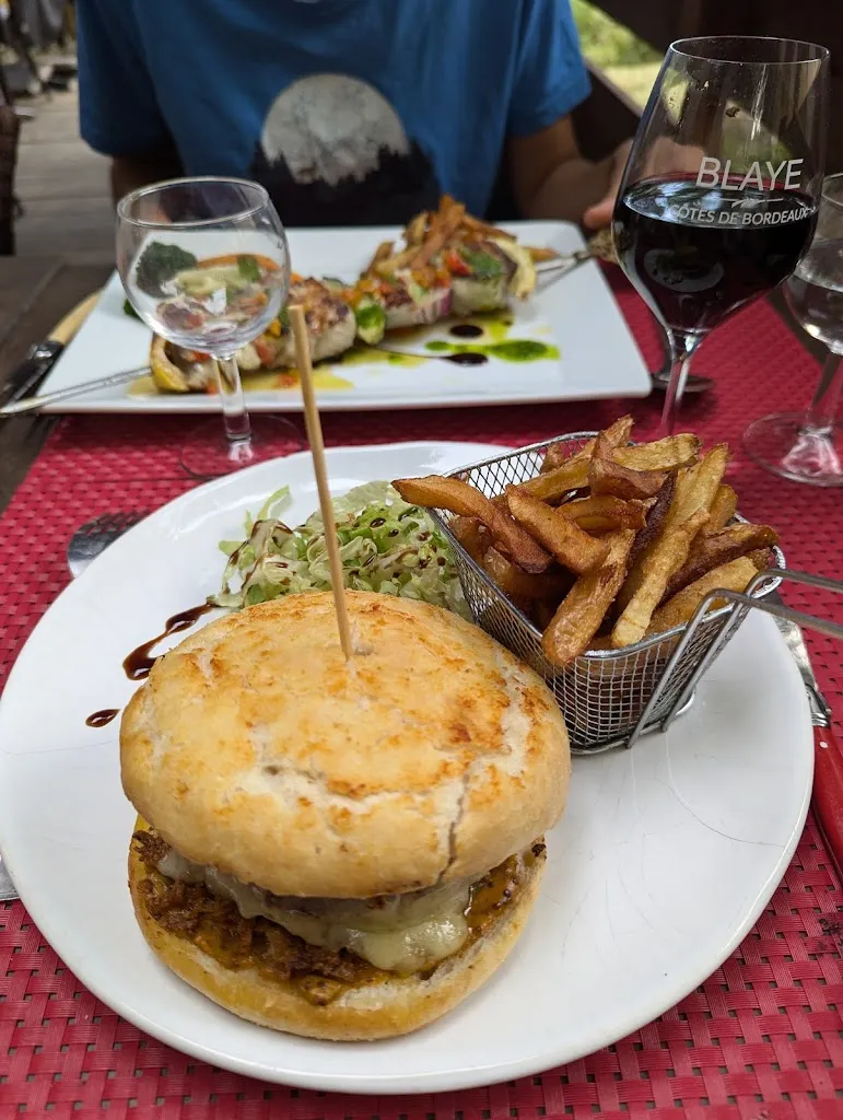 Auberge des officiers_Blaye_slider_image_3