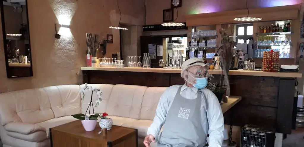 LE BASTION restaurant in Blaye