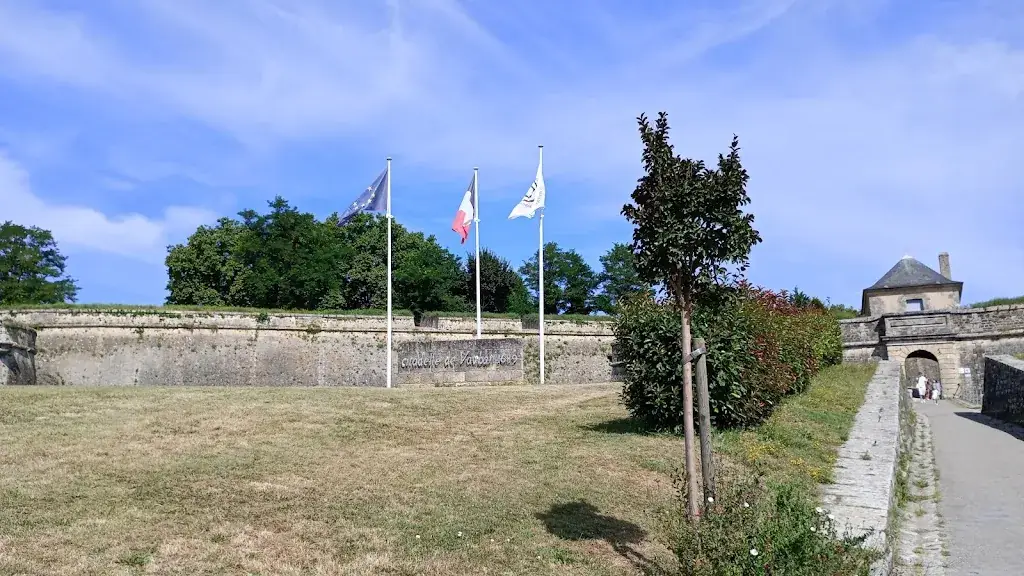 Ein jel Line_Citadelle de Blaye_Blaye_review