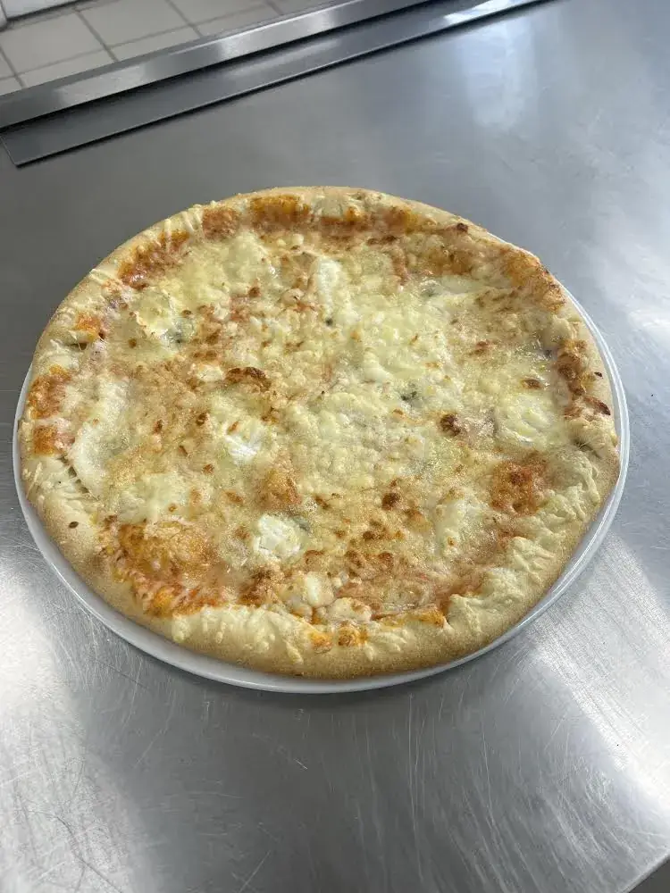 O Pizz Burger_Blaye_slider_image_3