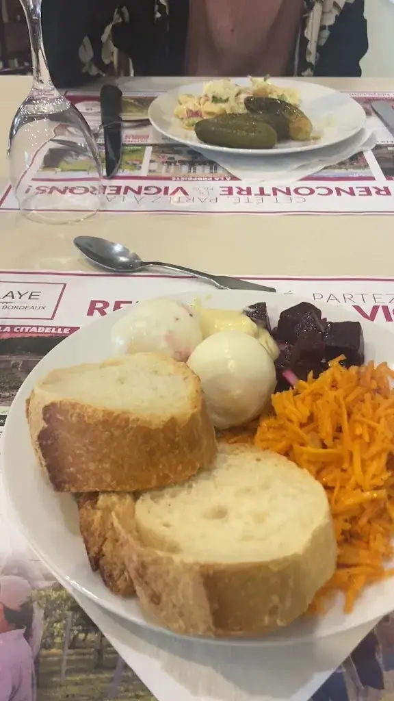 Le Relais De Roubisque Hôtel Restaurant_Saint-Aubin-de-Blaye_slider_image_2