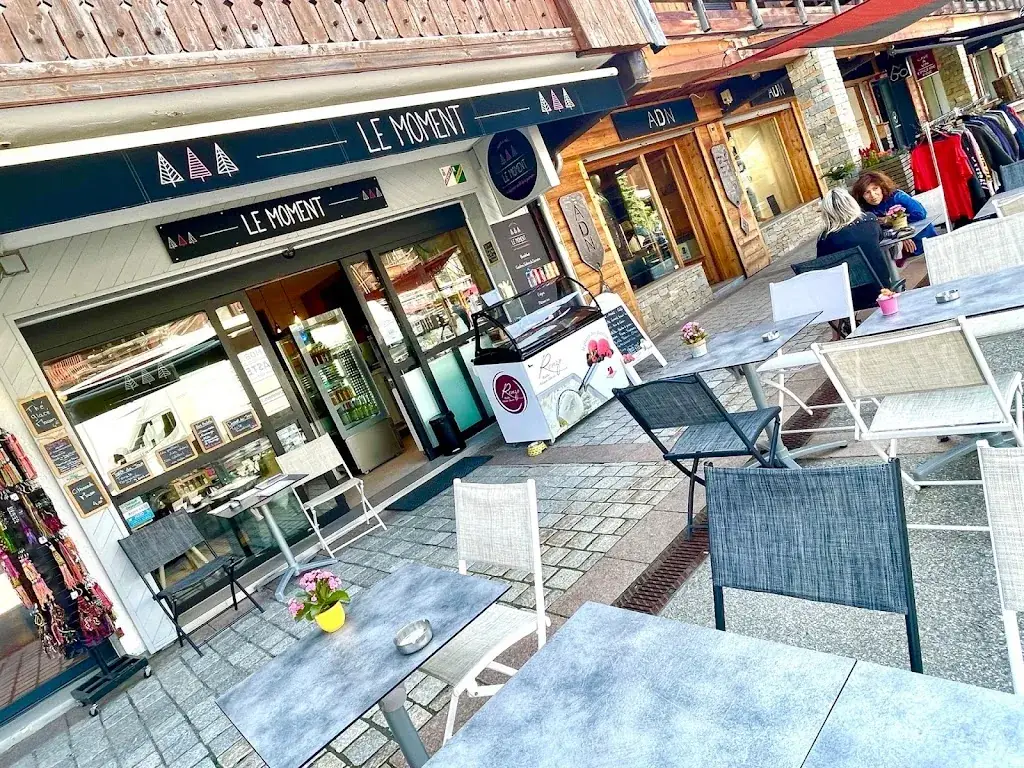 Le Moment Alpe d'huez restaurant in Huez