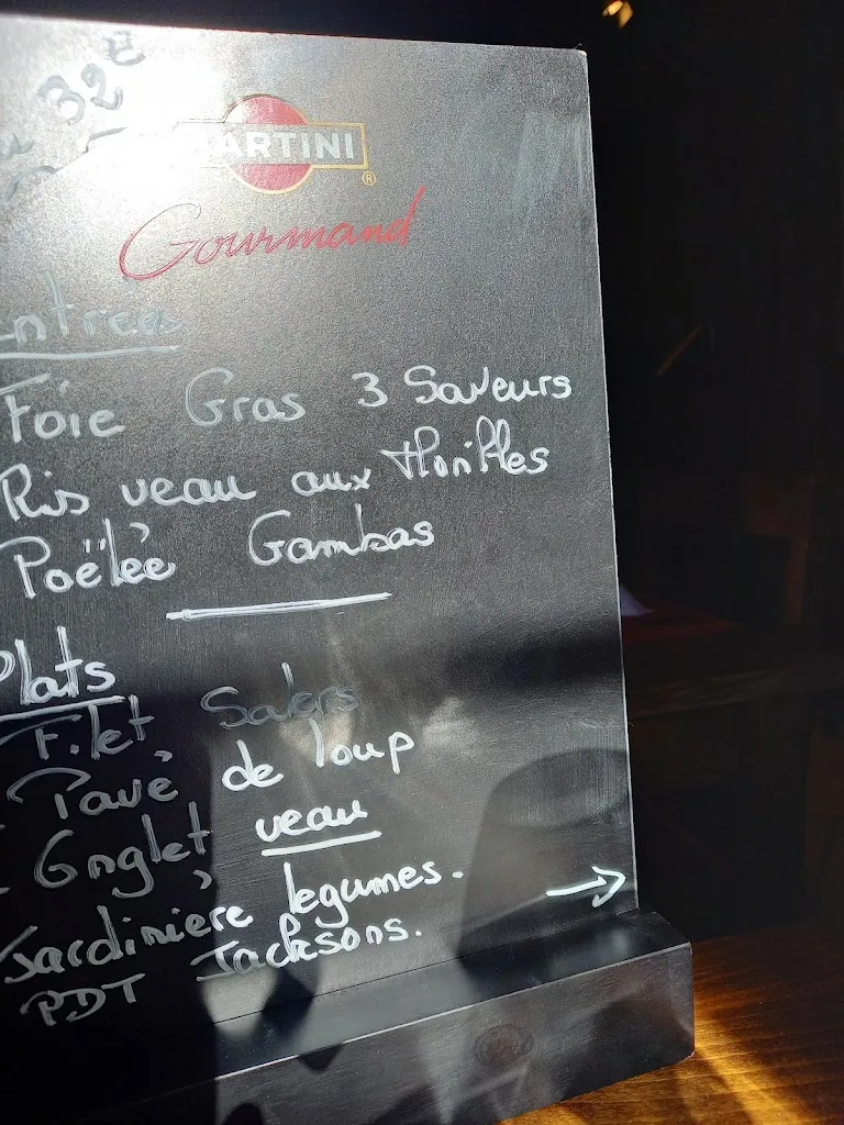 Menu_Restaurant les Glycines_Saint-Étienne-de-Chomeil_image_2