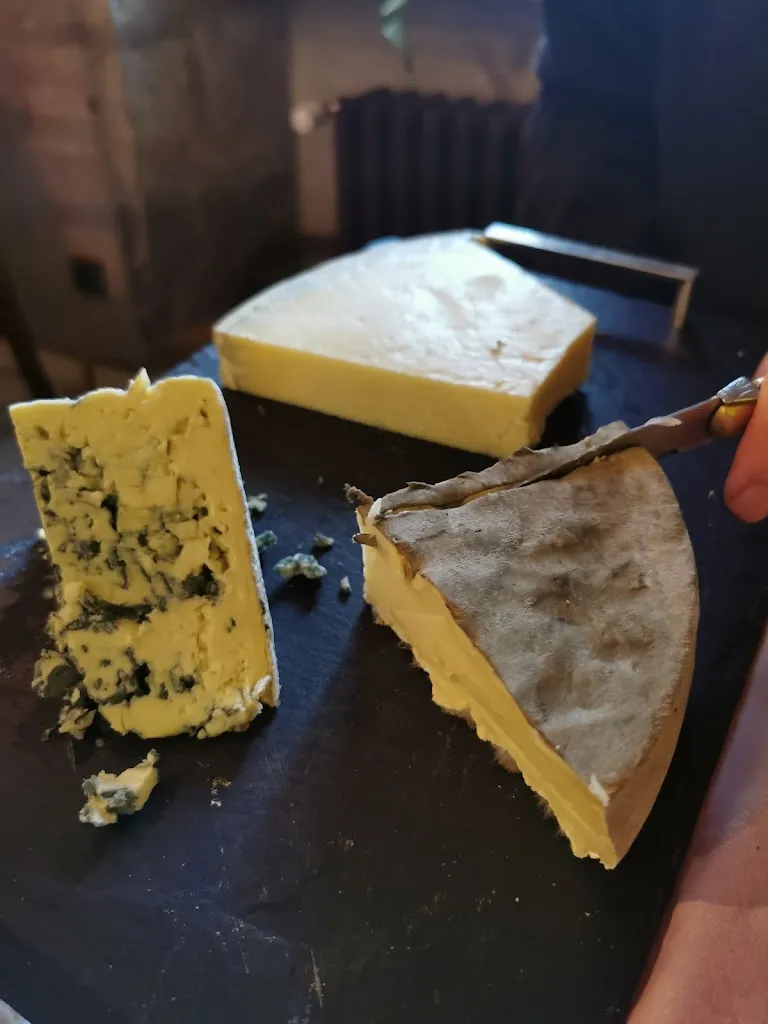 Menu_Restaurant les Glycines_Saint-Étienne-de-Chomeil_image_5