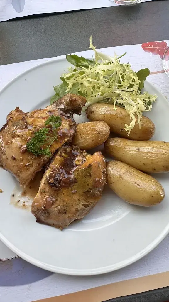 TONPONY Agentur und Studios_Lou Resto d’Aqui_Vieux-Boucau-les-Bains_review