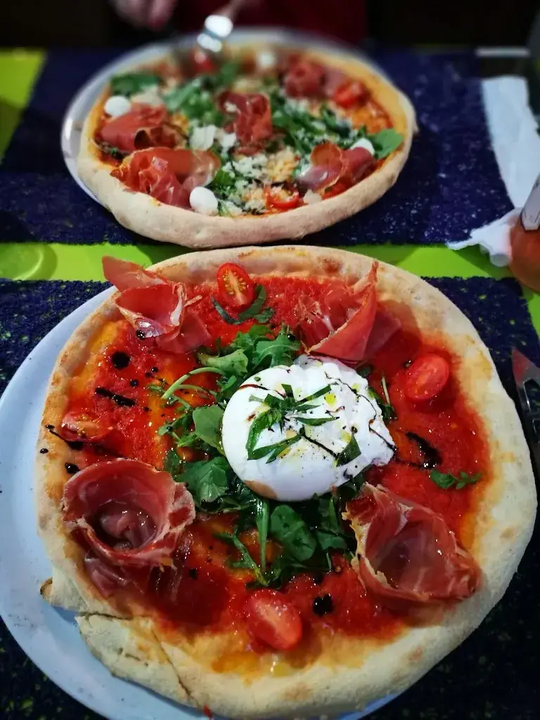 Kenny Mackinnon_La Pizzaïolette_Vieux-Boucau-les-Bains_review