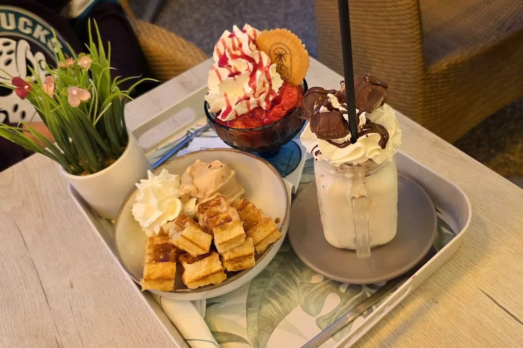 COCONUTS - Glacier Vieux-Boucau_Vieux-Boucau-les-Bains_slider_image_3