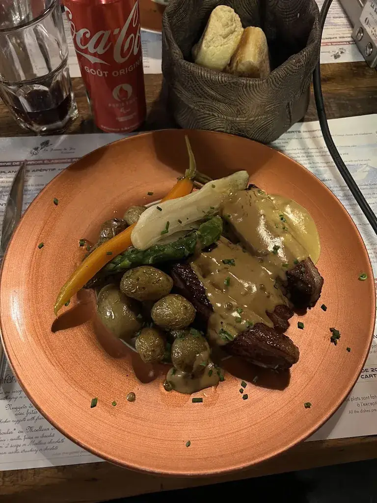 Emil Noer_Restaurant La Pomme de Pin_Huez_review