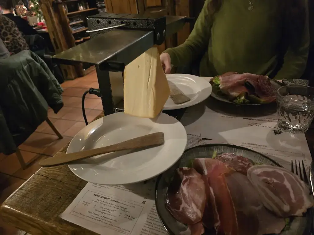 Jonathan Quinn_Restaurant La Pomme de Pin_Huez_review