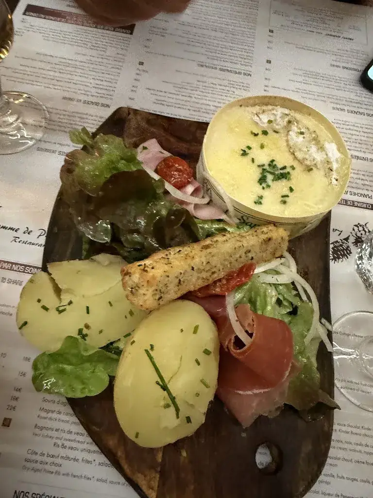 Restaurant La Pomme de Pin_Huez_slider_image_3