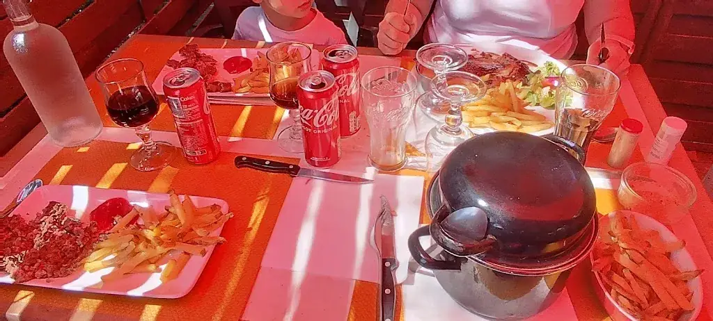 Romain Campan_Le Viaduc_Bourcefranc-le-Chapus_review