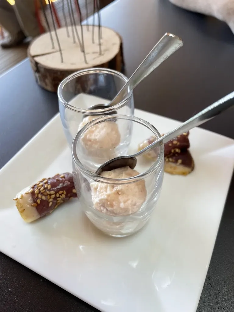 Urban Grrl_Bois tordu_Montboucher_review