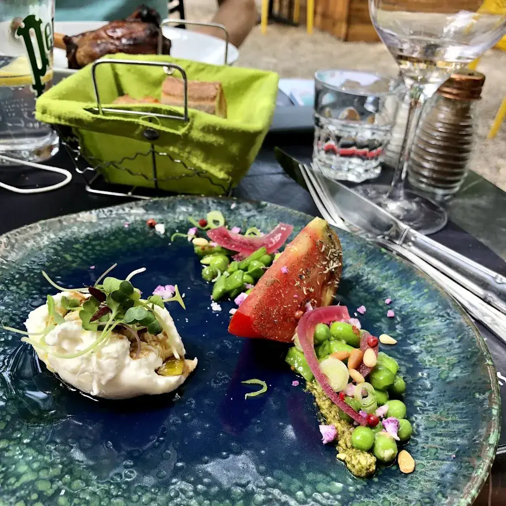 Lisa Allen_Restaurant La Bohème « La Table d’Emilien »_Motte_review