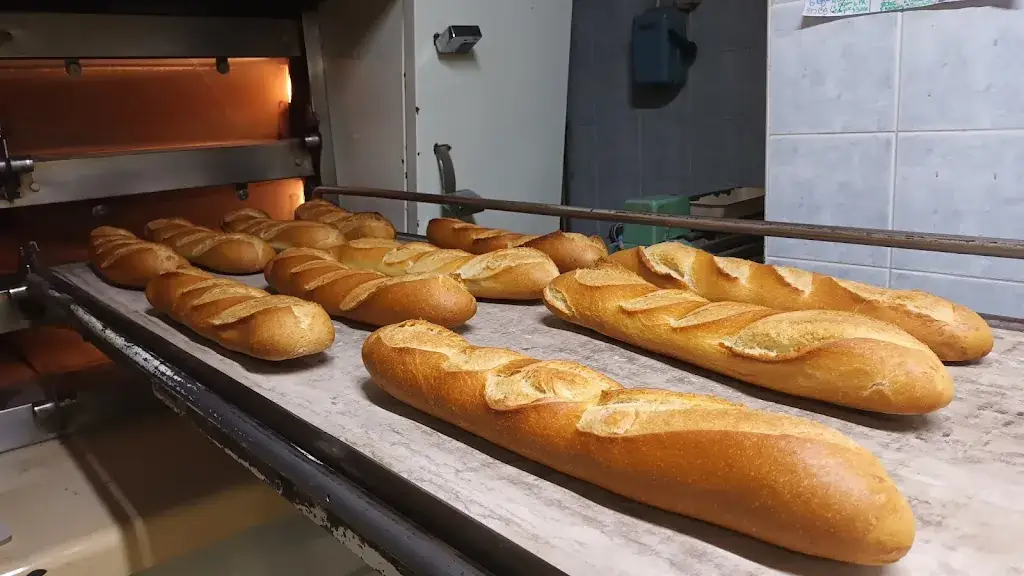 BOULANGERIE PATISSERIE MONDY_Bourganeuf_slider_image_1