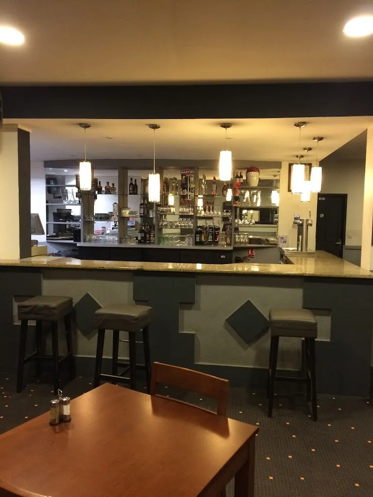 Le Brannais Restaurant in Branne