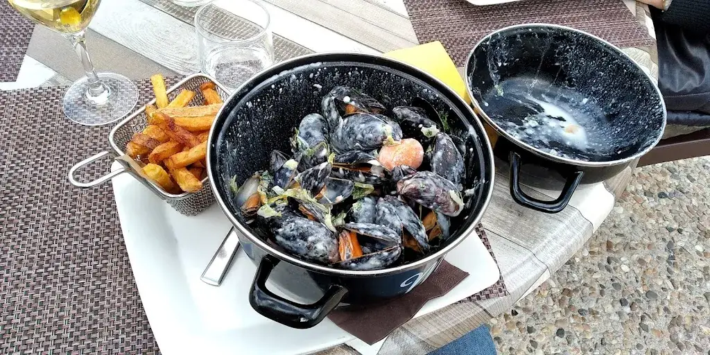 Igor P_Saunier l'Equipage_Saint-Georges-d'Oléron_review