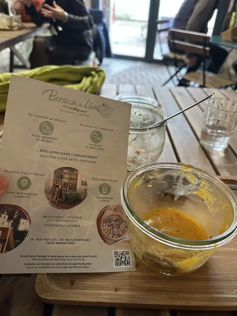 Don Macdonald_Bocaux de Liens_Périgord_review