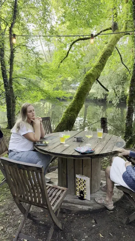 Le Troquet de Bimbillou | Guinguette à Brantôme en Périgord_Périgord_slider_image_2