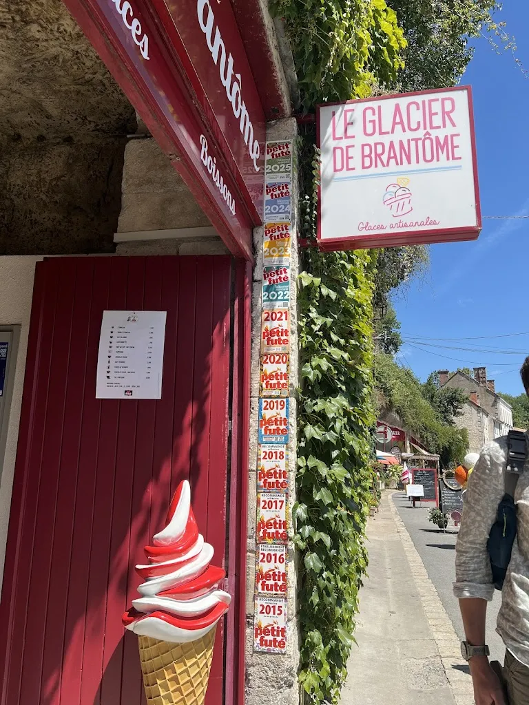 VAN GULICK LAURENCE_Le Glacier de Brantôme_Périgord_review
