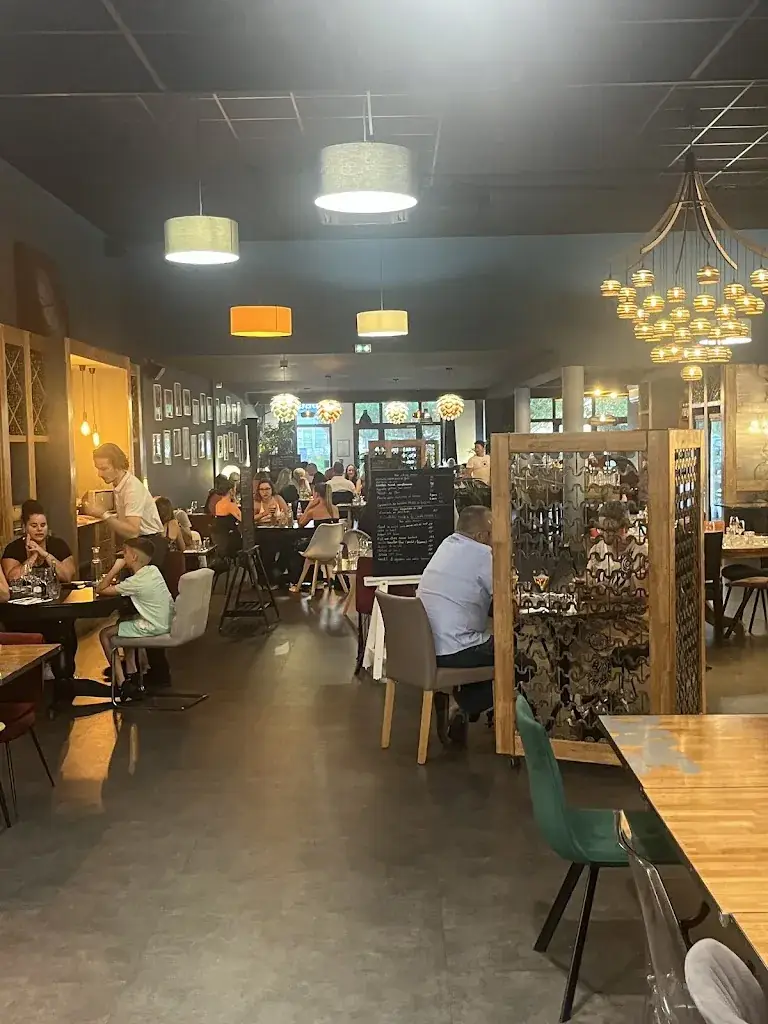 Sarah Bushell_Brasserie Madame Denise Bressuire_Bressuire_review