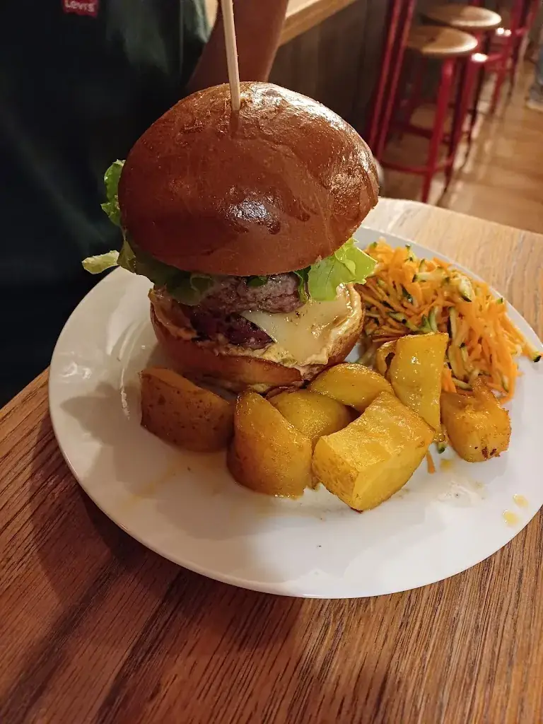 Le Chat Perche_Bressuire_slider_image_2