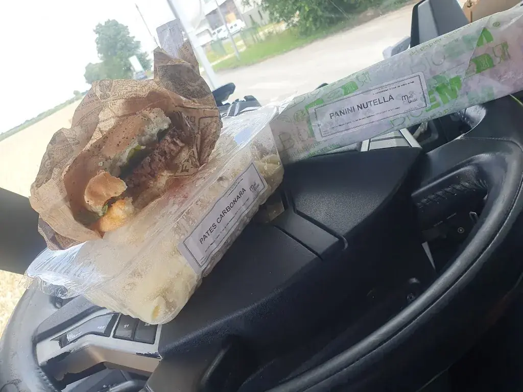 dams 974_Brioux à table_Brioux-sur-Boutonne_review