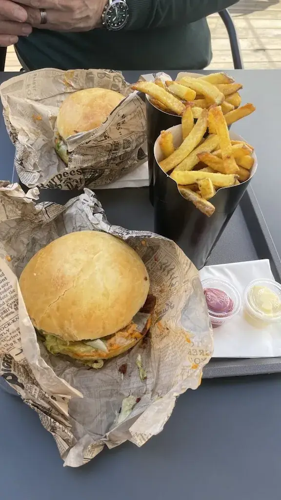 Café Larre restaurante en Briscous