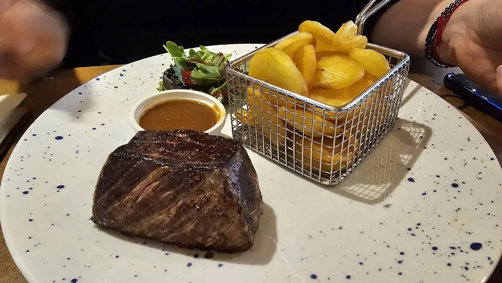 Restaurant Le Cap Nell_Rochefort_slider_image_3