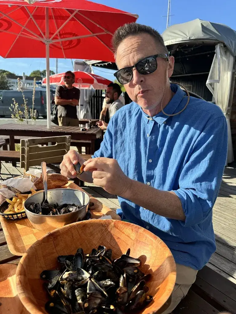 katie holmes_Oliver's Cook_Rochefort_review