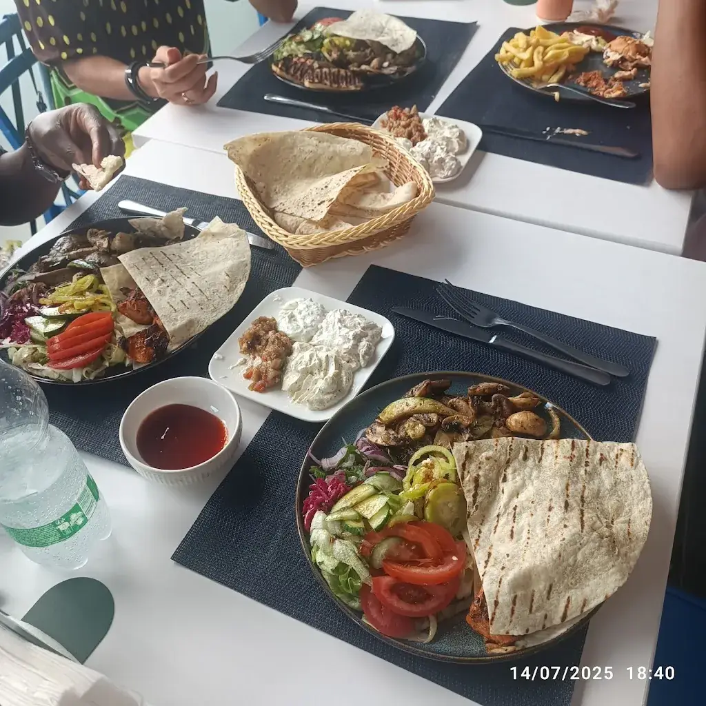 L'AGORA Restaurant & Grill_Rochefort_slider_image_3