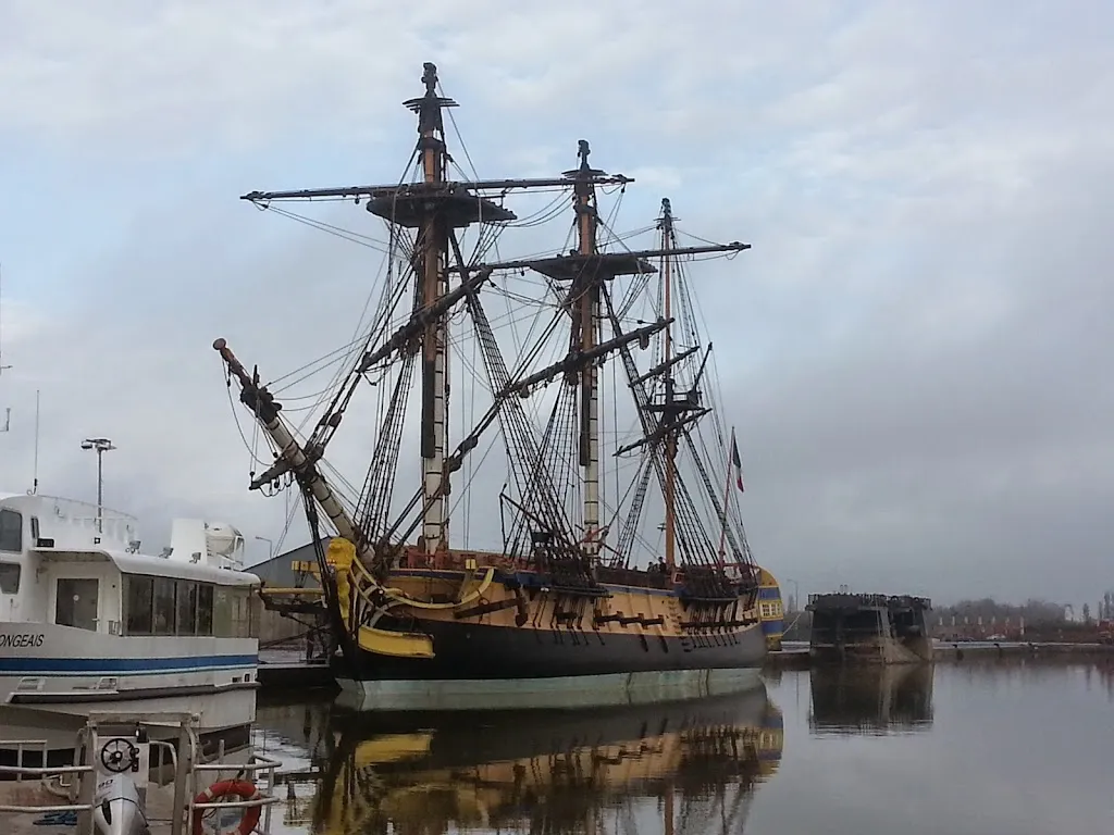 Le Cargo_Rochefort_slider_image_1