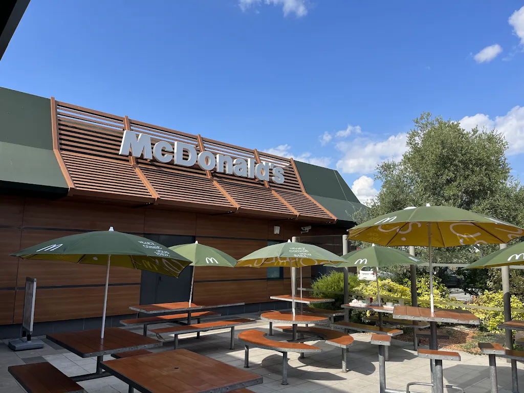 McDonald's ristorante a Rochefort