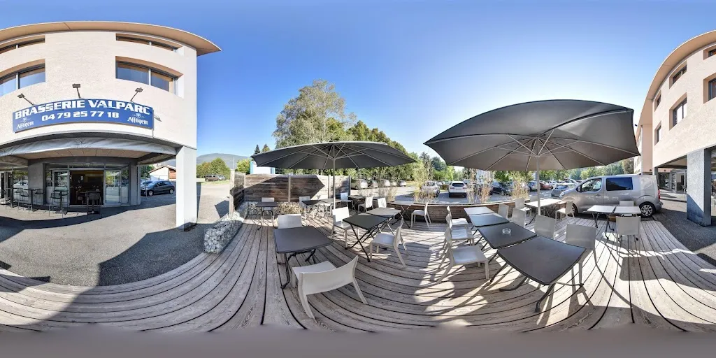 Brasserie Val parc restaurant in Motte-Servolex