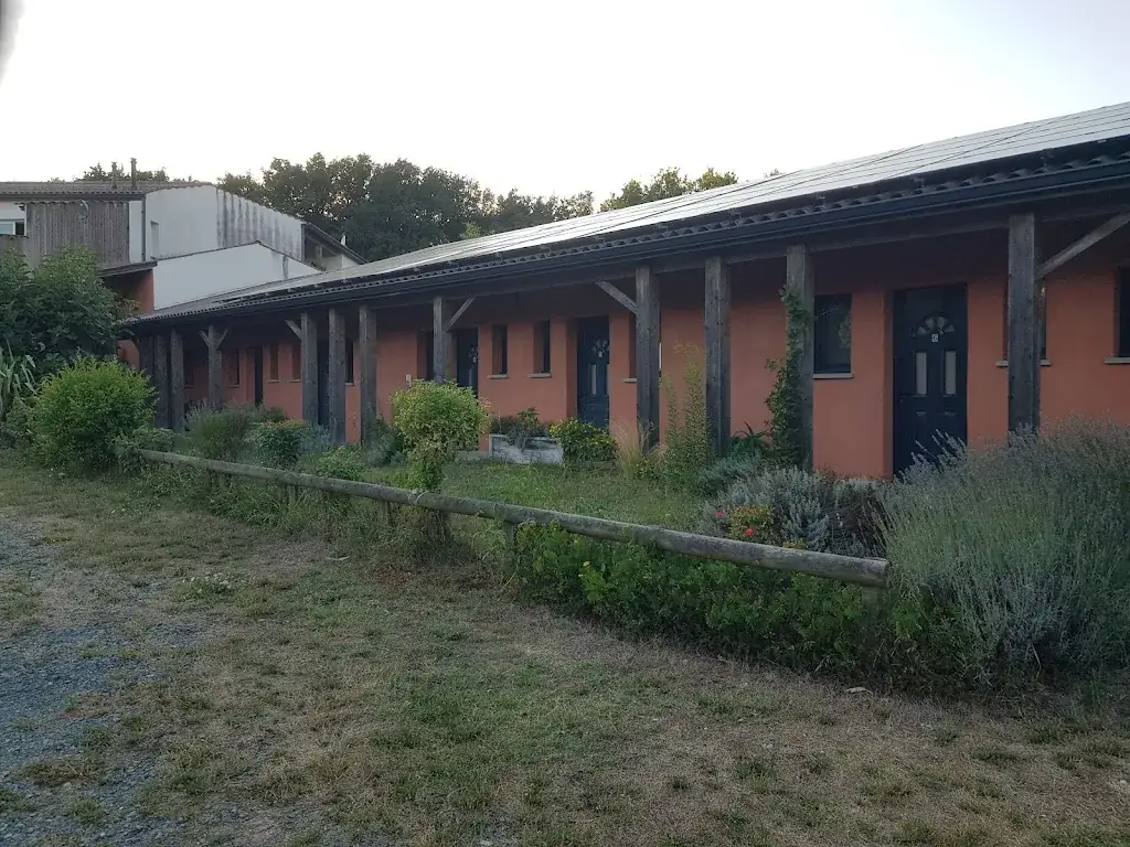 eric l_L'Hacienda Villa Verde_Breuillet_review