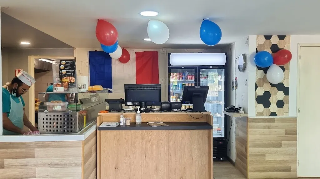 O Délice Pizza restaurant in Breuillet