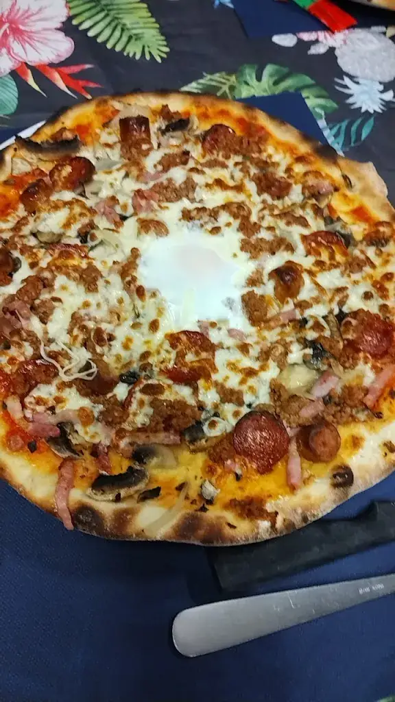 Wendy_Allo Pizza Restaurant_Breuillet_review