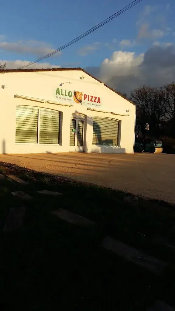 Allo Pizza Restaurant restaurant in Breuillet